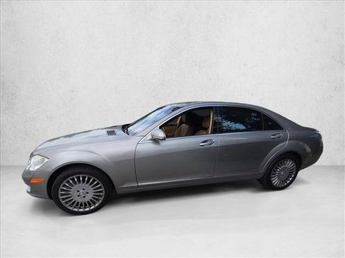 Used 2007 Mercedes-Benz S 550 image 4