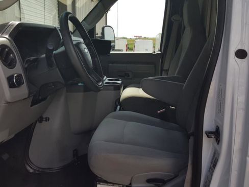 Used 2021 Ford E-350 and Econoline 350 Super Duty w/ Power Windows & Locks Group image 22