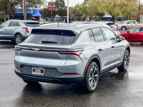 New 2026 Chevrolet Equinox EV LT image 4