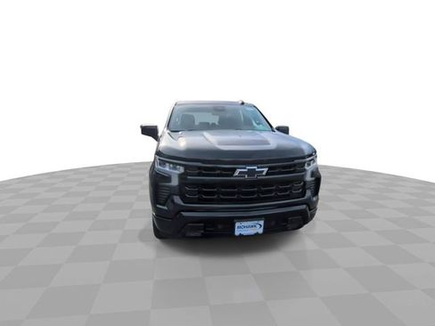 Used 2023 Chevrolet Silverado 1500 RST w/ Z71 Off-Road Package image 3