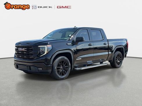 Used 2022 GMC Sierra 1500 Elevation w/ X31 Off-Road Package AWD/4WD image 7