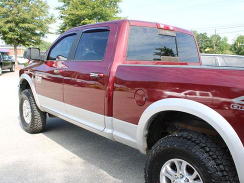 Used 2018 RAM 2500 Laramie AWD/4WD image 12