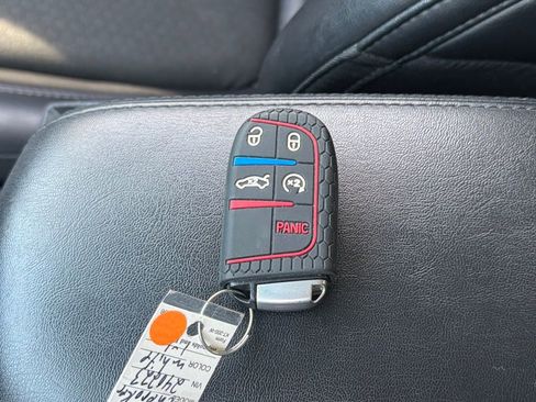 Used 2018 Jeep Compass Latitude w/ Popular Equipment Group image 27