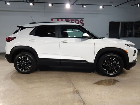 Used 2023 Chevrolet TrailBlazer LT image 8