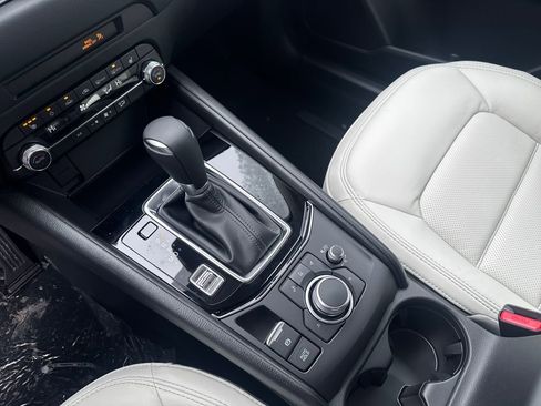 New 2025 MAZDA CX-5 AWD 2.5 S w/ Preferred Package image 13
