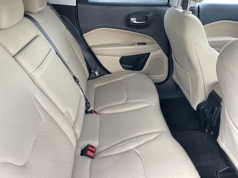 Used 2018 Jeep Compass Sport image 12