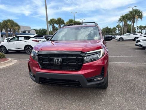Used 2025 Honda Ridgeline Black Edition image 4