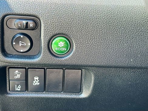 Used 2022 Honda Pilot EX-L image 11