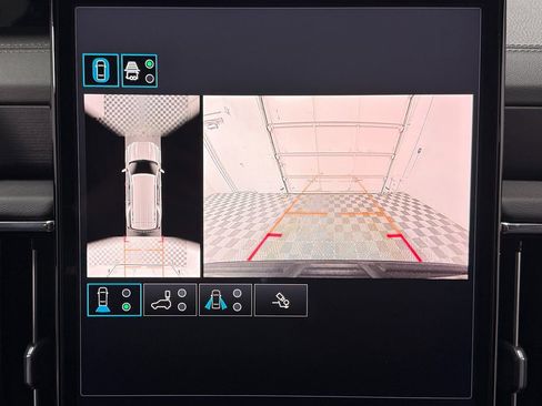 Used 2025 GMC Yukon Denali image 31