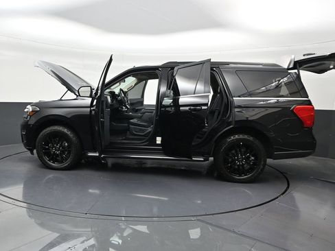 Used 2022 Ford Expedition XLT RWD image 33