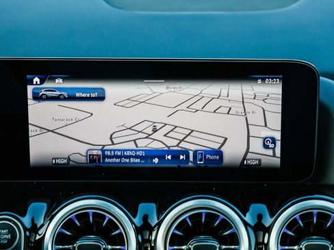 Certified 2025 Mercedes-Benz GLA 250 GLA 250 image 12