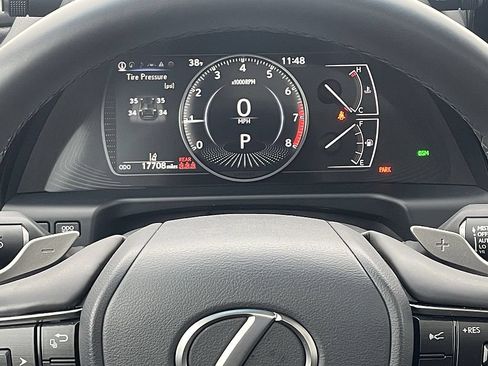 Used 2024 Lexus ES 250 w/ Premium Package AWD/4WD image 15