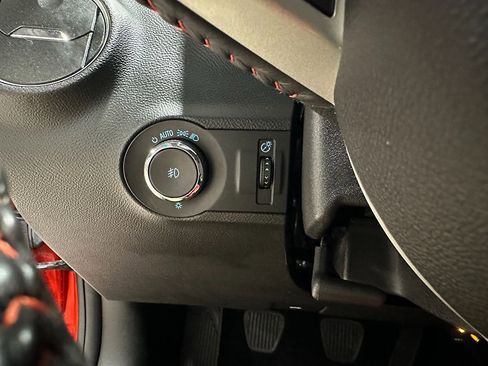 Used 2010 Chevrolet Camaro SS w/ Interior Accent Trim Package image 29