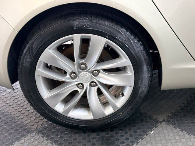 Used 2015 Buick Regal FWD image 14
