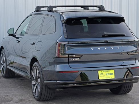 Used 2025 Volvo EX90 Ultra image 49