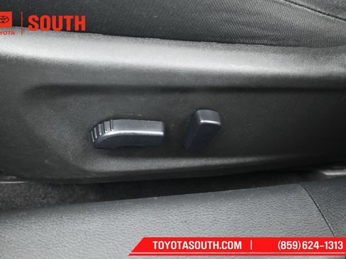 Used 2024 Nissan Altima 2.5 SV AWD/4WD image 20