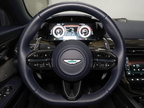 Used 2025 Aston Martin Vanquish RWD image 50