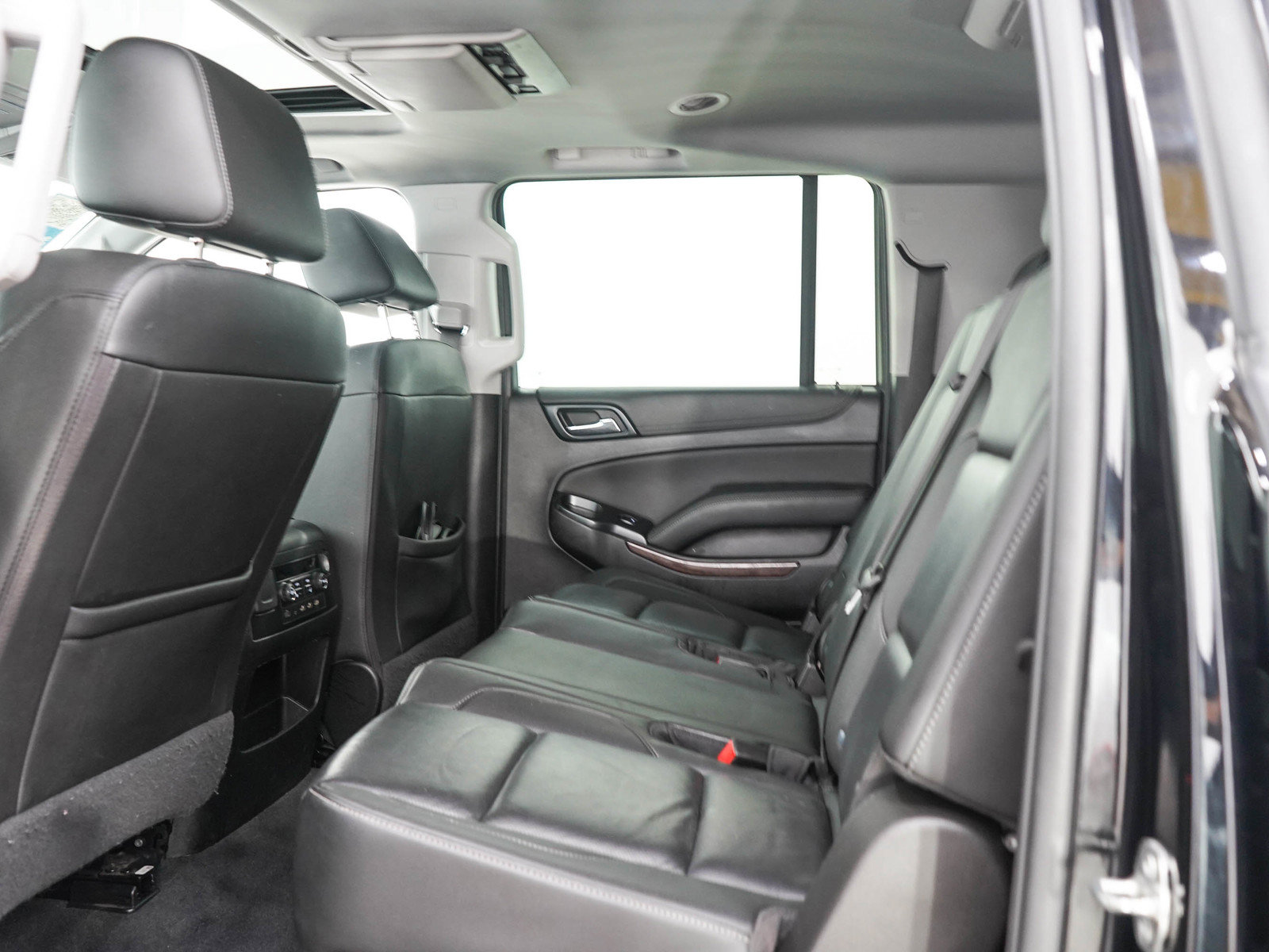Used 2020 GMC Yukon XL SLT w/ Open Road Package AWD/4WD image 16