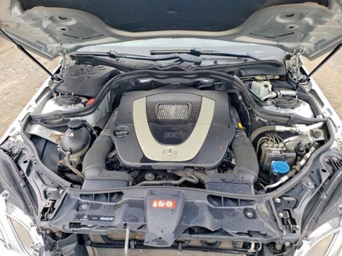 Used 2011 Mercedes-Benz E 350 4MATIC image 9