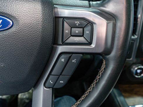 Used 2020 Ford Expedition Platinum image 29