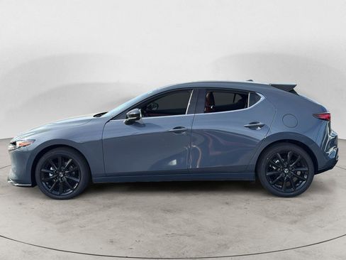 New 2026 MAZDA MAZDA3 Hatchback w/Premium Plus Pkg image 3