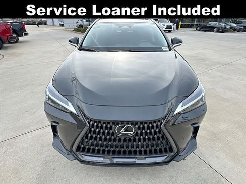 Used 2025 Lexus NX 250 FWD w/ Accessory Package (Z1) image 4