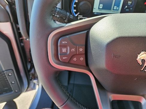 New 2024 Ford Bronco Black Diamond w/ Sasquatch Package image 27