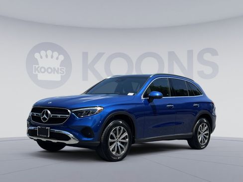 Certified 2026 Mercedes-Benz GLC 300 4MATIC image 1