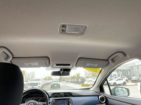 Used 2023 Nissan Versa SV FWD image 26