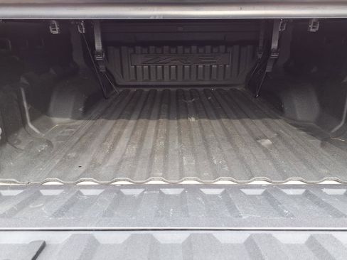 Used 2024 Chevrolet Colorado ZR2 w/ Technology Package image 38