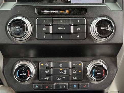 Used 2020 Ford F150 King Ranch w/ Equipment Group 601A Luxury AWD/4WD image 18