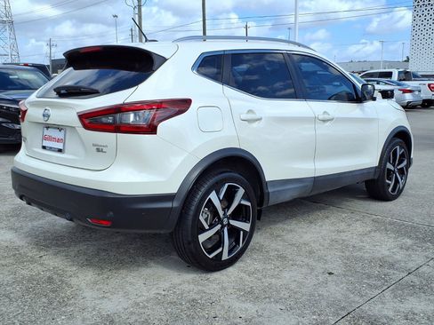 Used 2020 Nissan Rogue Sport SL w/ Premium Package FWD image 25