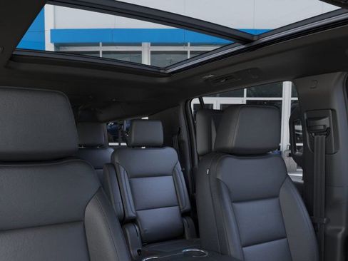 New 2026 Chevrolet Suburban Z71 image 26