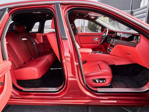 Used 2024 Rolls-Royce Ghost AWD/4WD image 24