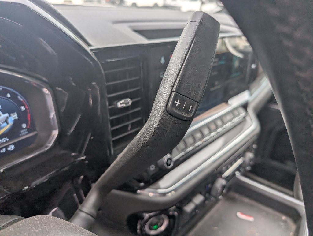 Used 2025 Chevrolet Silverado 3500 High Country w/ High Country Premium Package AWD/4WD image 21