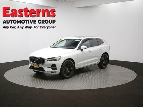 Used 2023 Volvo XC60 B5 Plus image 53