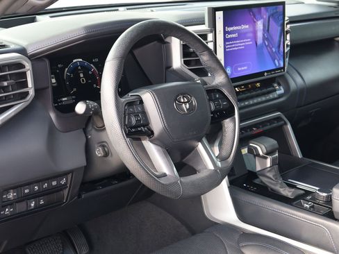 Used 2023 Toyota Sequoia Platinum AWD/4WD image 14