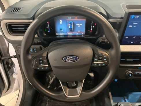 Used 2025 Ford Maverick XLT w/ Equipment Group 302A image 12