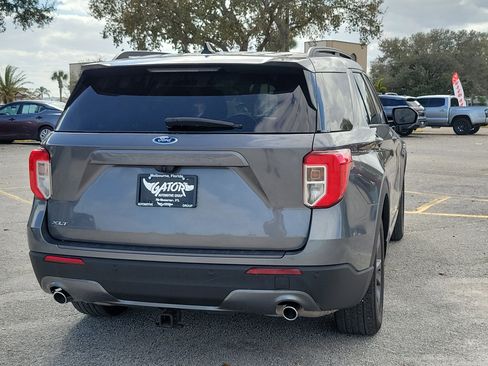 Used 2023 Ford Explorer XLT w/ Equipment Group 202A image 4