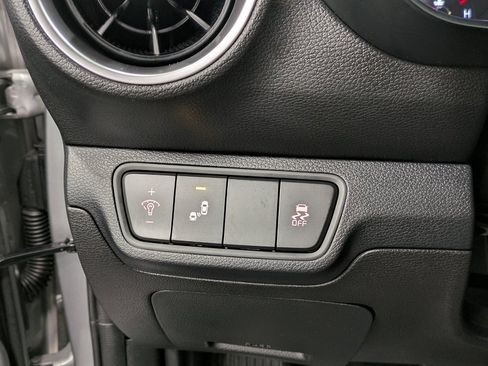 Used 2023 Kia Forte LXS w/ LXS Technology Package image 21