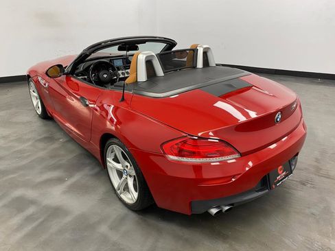 Used 2015 BMW Z4 sDrive28i image 4