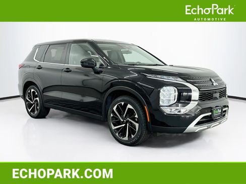 Used 2024 Mitsubishi Outlander SE AWD/4WD image 1