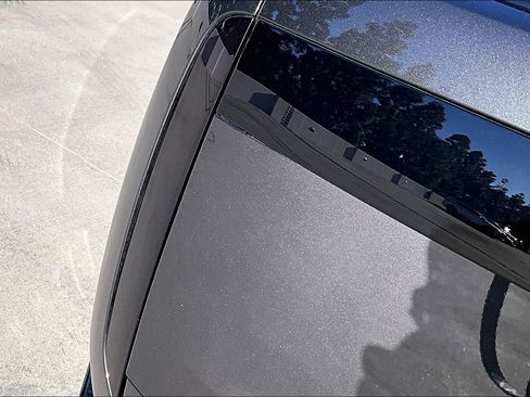 Used 2023 Land Rover Range Rover SE image 31