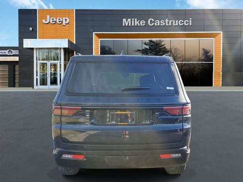 New 2025 Jeep Wagoneer Series II image 4