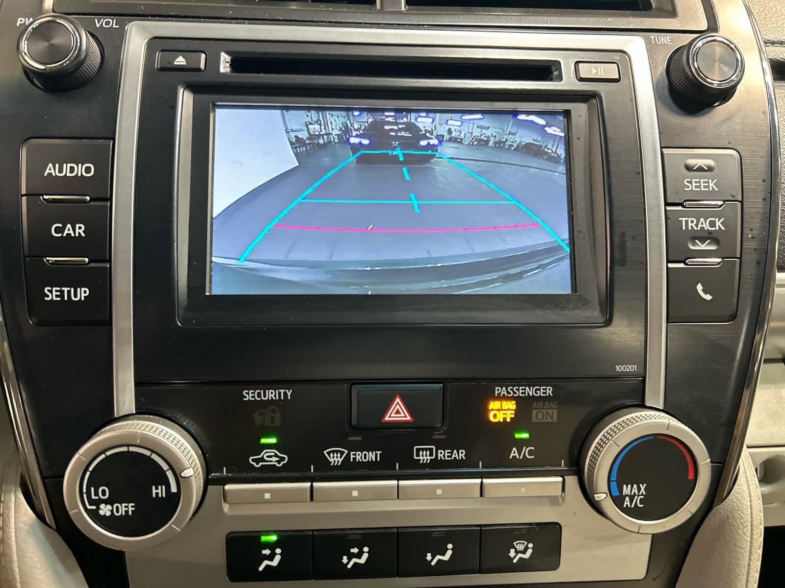 Used 2014 Toyota Camry LE FWD image 5