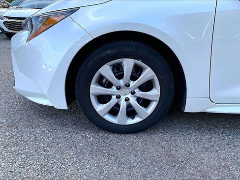Used 2025 Toyota Corolla LE FWD image 7