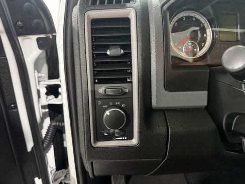 Used 2020 RAM 1500 Tradesman w/ Popular Equipment Group RWD image 29