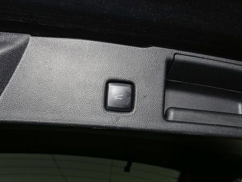 Used 2022 Ford Escape Titanium w/ Titanium Elite Package image 12