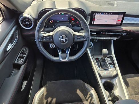 Used 2024 Alfa Romeo Tonale Veloce w/ Active Assist Package image 12