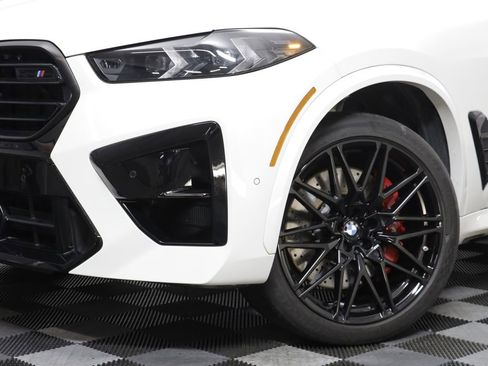 Used 2024 BMW X5 M Competition w/ Executive Package AWD/4WD image 3